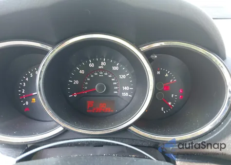 2011 Kia Sorento Lx z USA, uszkodzony, nr VIN 5XYKT3A10BG126610